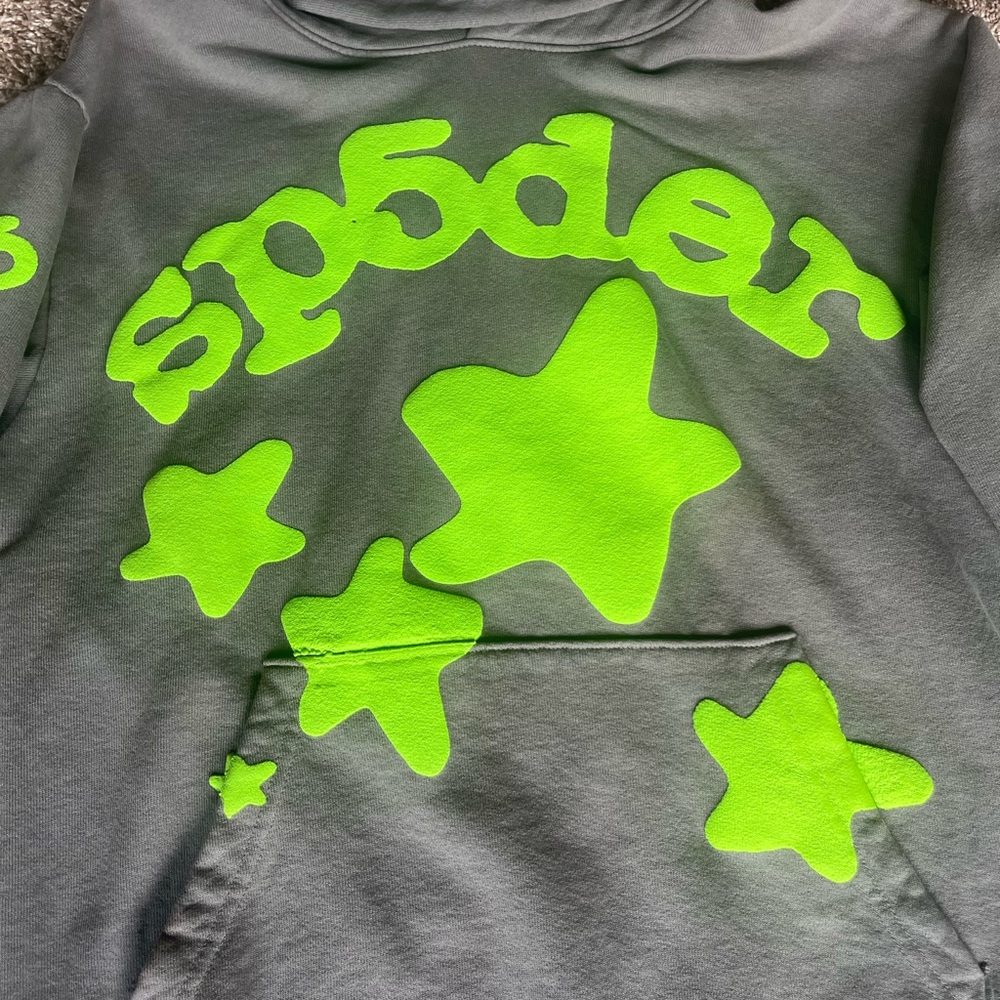 Sp5der Beluga hoodie Size Small